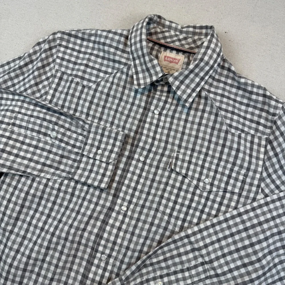 Levi's Medium Western Shirt Mens Gray Gingham Pearl Snap Modern Fit 3LYLW209